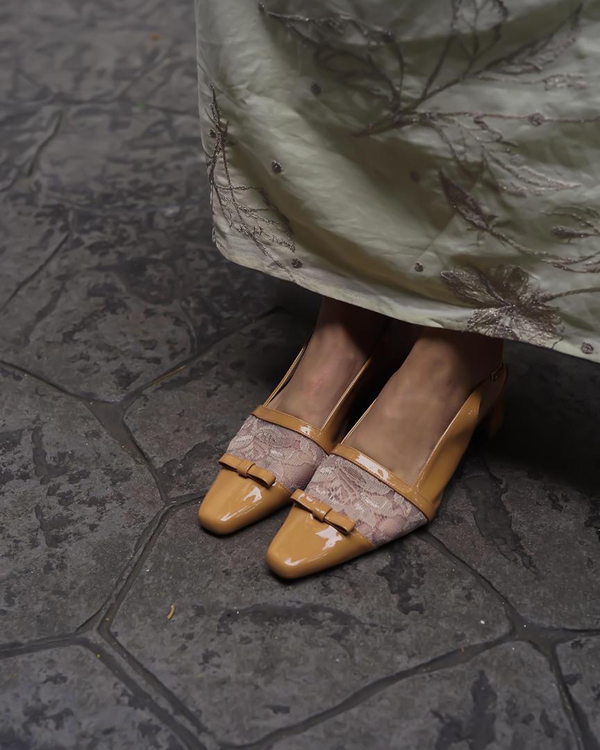 Juwita (VINTAGE NUDE)