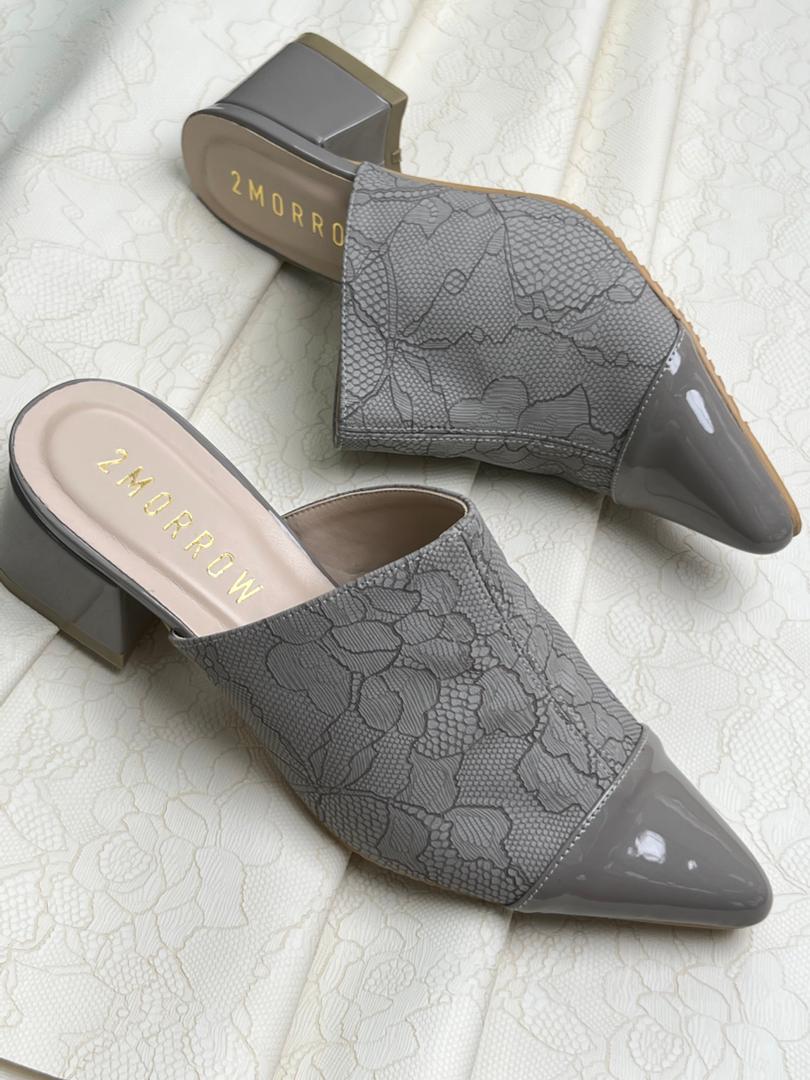 Gianna Luxe Lace (Classic Gray)
